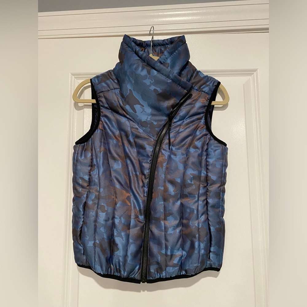 4-U Performance women’s puffer vest